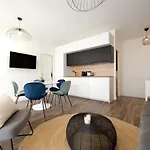 Luxury Home Near Tour Eiffel