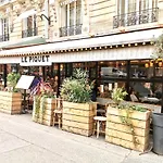 Speakeasy - Secret Studio - 2P - Eiffel Tower - Paris 15