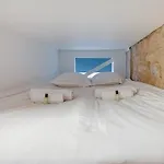 Flat For 4 Located In The Heart Of Paris
