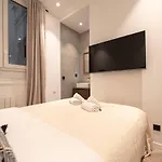 Lovely Home In Champs Elysees - With Ac