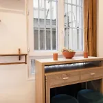 Guestready - Studio With Jacuzzi In The 10 Th