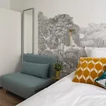Home Suite Home Saint-Denis