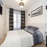 Near Eiffel Tower - Beautiful Flat