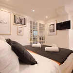 Luxury Flat- Eiffel Tower