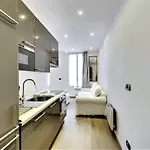 Marais Saint Paul Id 238
