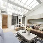 Show Room