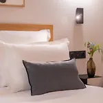 Cmg - Boutique Hotel Chambre - 4P - Auteuil/ Michel Ange