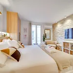 Central Historical Studio By Architect - Louvre