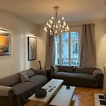 Raynouard Apartment