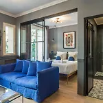 The Blue King Suite