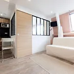 Amazing Apartment Under The Roof In Paris 8Th
