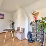 GuestReady -- Rooftop Maisonette in Folie-Méricout