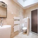 Guestready- Studio With Bath - Grands Boulevards