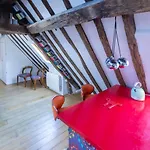 Spacious Apartment Near The Palais Garnier