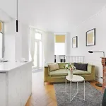 Elegant Apartment - 1Br-2P - Next To Nation
