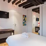 Paris Marais - Temple City Apartment