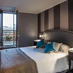 Hotel Vivienne