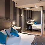 Hotel Vivienne