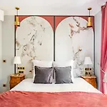 Merveil - Luxury Suite - Marais - Antoine II