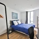 Le Nid De Montmartre