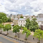 Charming Apartment Near The Place De La Nation
