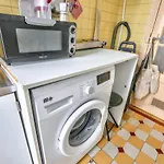 Charming Apartment Near The Place De La Nation