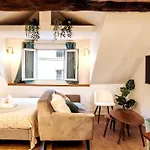 Spacious Studio In Paris Hyper Center - Smart Tv & Wifi - 4P