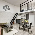 Modern French Studio In Paris