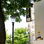 Hôtel Du Mont Dore Batignolles