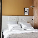 Hotel Orphée