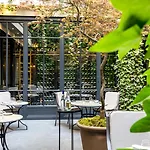 Le Burgundy Paris
