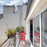 Mom\'Art Hotel