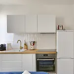 Charming Apartment With Balcony For 2