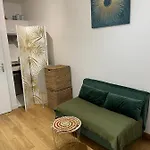 Location studio (12m) meublé XVI arrondissement