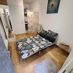 Location studio (12m) meublé XVI arrondissement