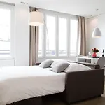 Arc De Triomphe Apartment