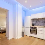 Victor Hugo Flat