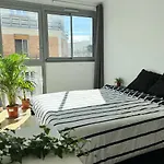 Grand Appartement Lumineux Proche Tour Effeil