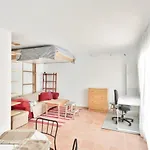 Charming Accommodation For 2 People - Paris