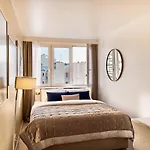 Chambre Entierement Renovee A Paris Montparnasse