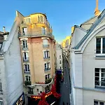Designer Apartment Tour Saint-Jacques - 1Br 4P