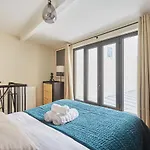 New apartment Sacrée coeur/Moulin rouge (Lepic)