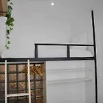 Another Brick In The Wall Apartment In Paris Sleeps 9
