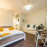 Appartement Proche Champs Elysees