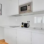 Amazing Apartment-2P-Sacre Coeur-Poissonniers-1