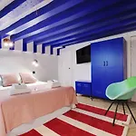 Modern Studio For 2 - Louvre Museum-Rivoli