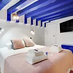 Modern Studio For 2 - Louvre Museum-Rivoli