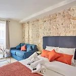 Residence Center Of Paris Le Marais By Studio Prestige