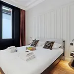 Interior Design & Small Pool - Apartment 2P - Monceau
