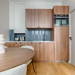 Mykeypers - Luxury Design Flat 4P - Republique
